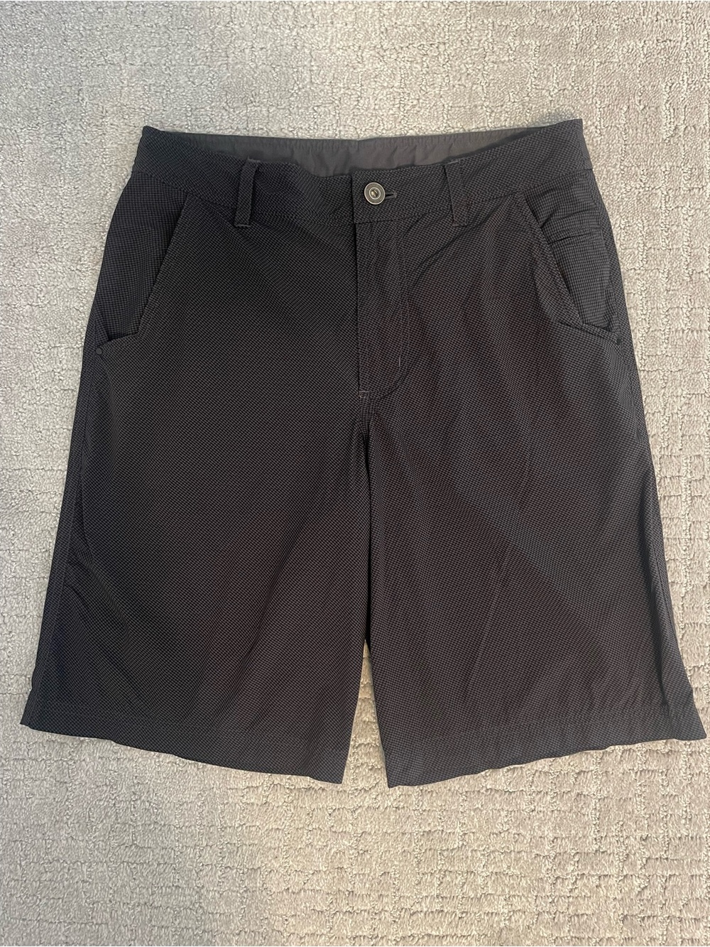 Lululemon Men's Black Textured Lightweight Performance Shorts